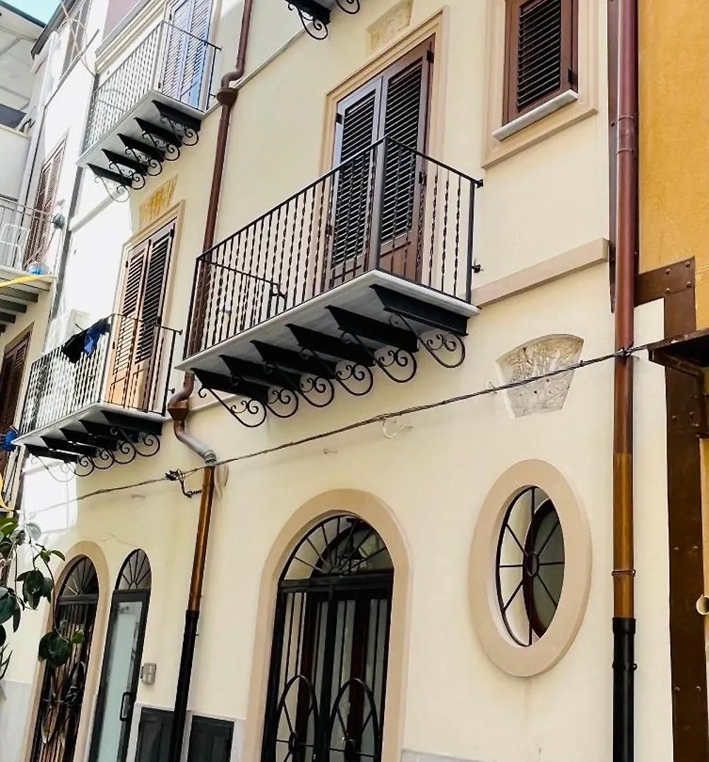 Sikelia Apartment Centro Palermo 0*,  Italien
